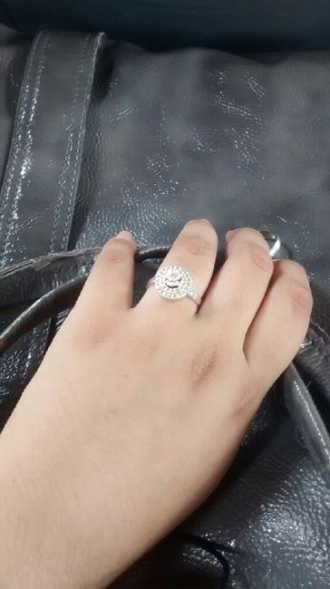 Nuestros hermosos anillos de compromiso !!! - 1