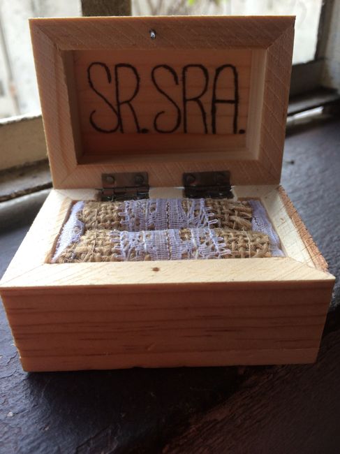 Cofre de madera para los anillos 4