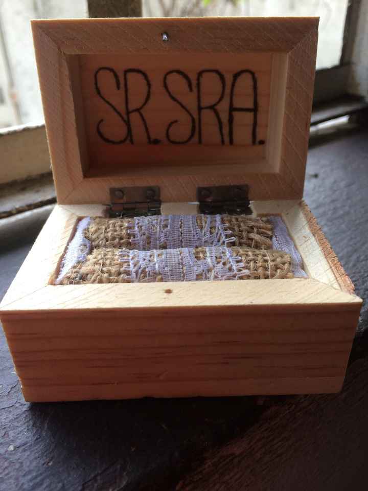 Cofre de madera para los anillos - 4