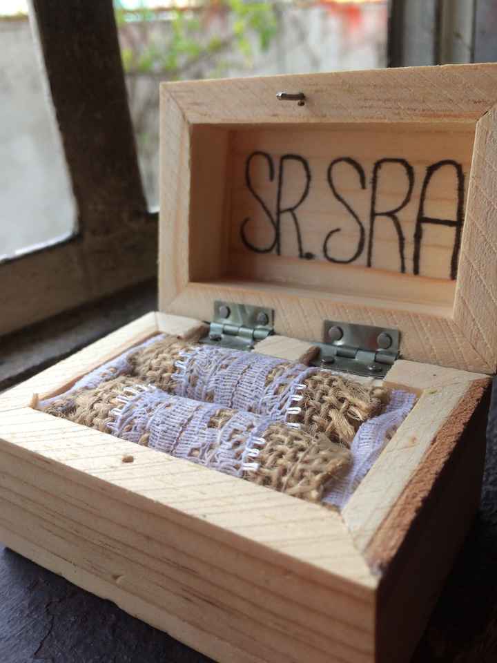 Cofre de madera para los anillos - 5
