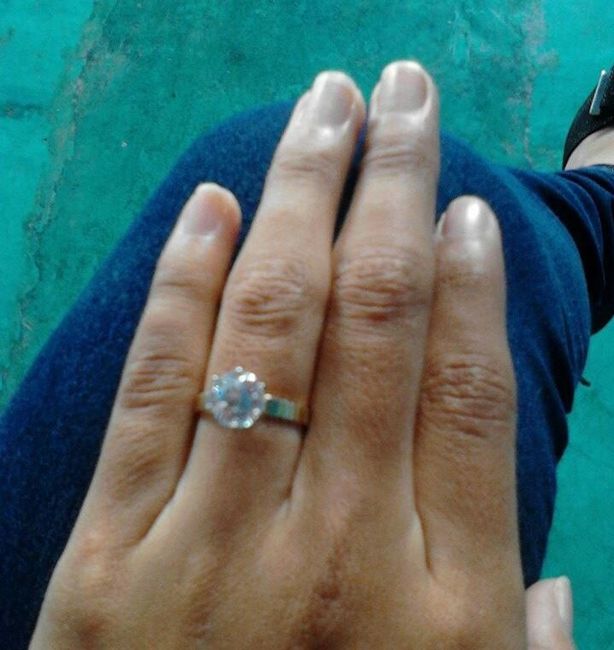 Presuman su anillo de compromiso!! - 1