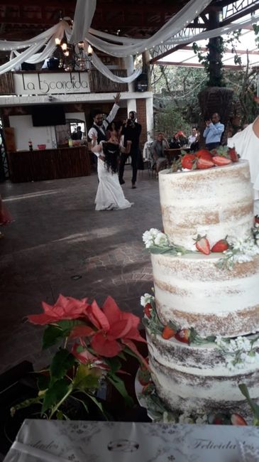 ¿Quieres que todos tus invitados tomen fotos de tu boda?📸 - 1