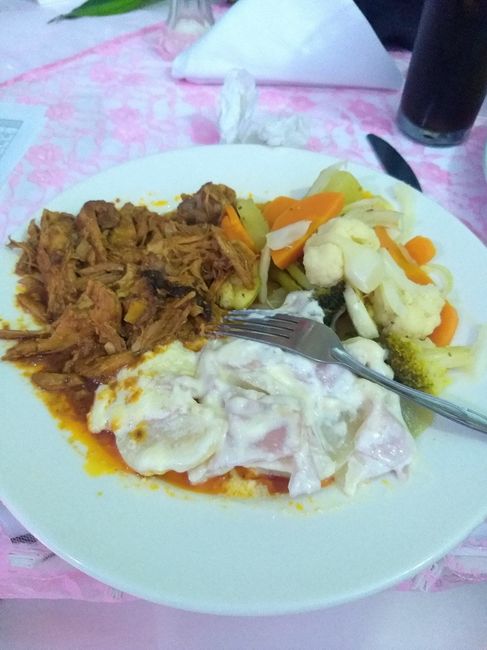 comida (estilo banquete sin ser banquete)