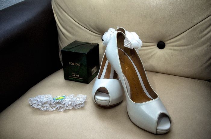 ZAPATILLAS, LIGA Y EL REGALO DE MI AMOR