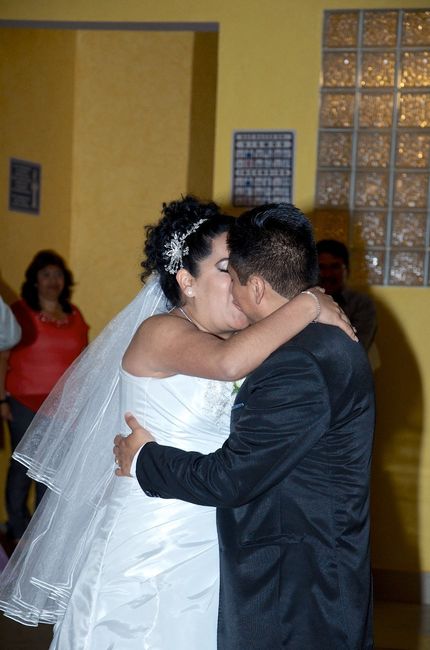 BAILE DE NOVIOS