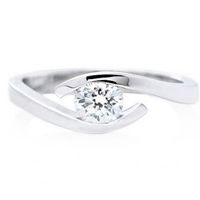 anillo de compromiso