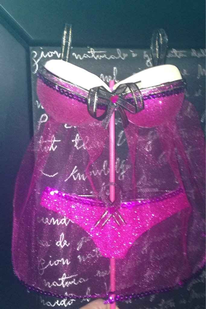 Viernes de me quedo en casa ... hay que evitar gastos jaja - 2