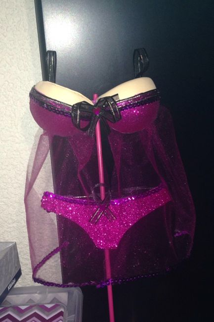 Viernes de me quedo en casa ... hay que evitar gastos jaja - 1