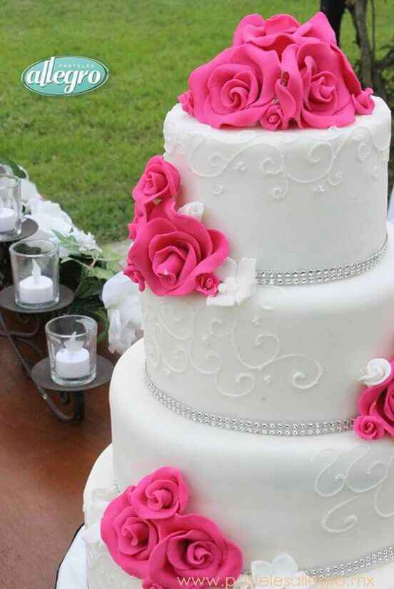  Pasteles en blanco para tu boda - 1