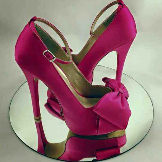 Los zapatos: Blancos o de color - 1