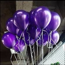 Globos de helio violetas