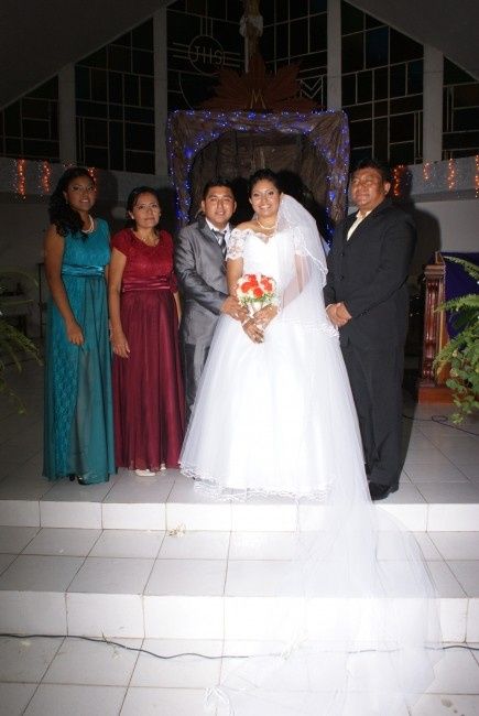 con mis papas y hermana