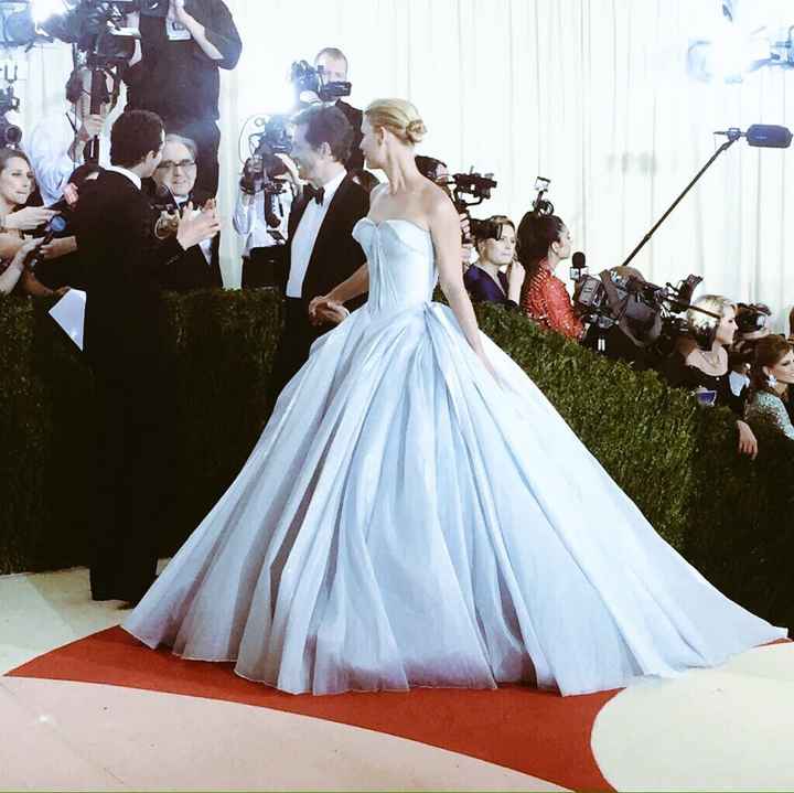 Vestido iluminado...lo aman o lo odian? - 1