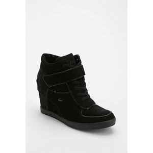 Ayuda con tennis de novia - 1