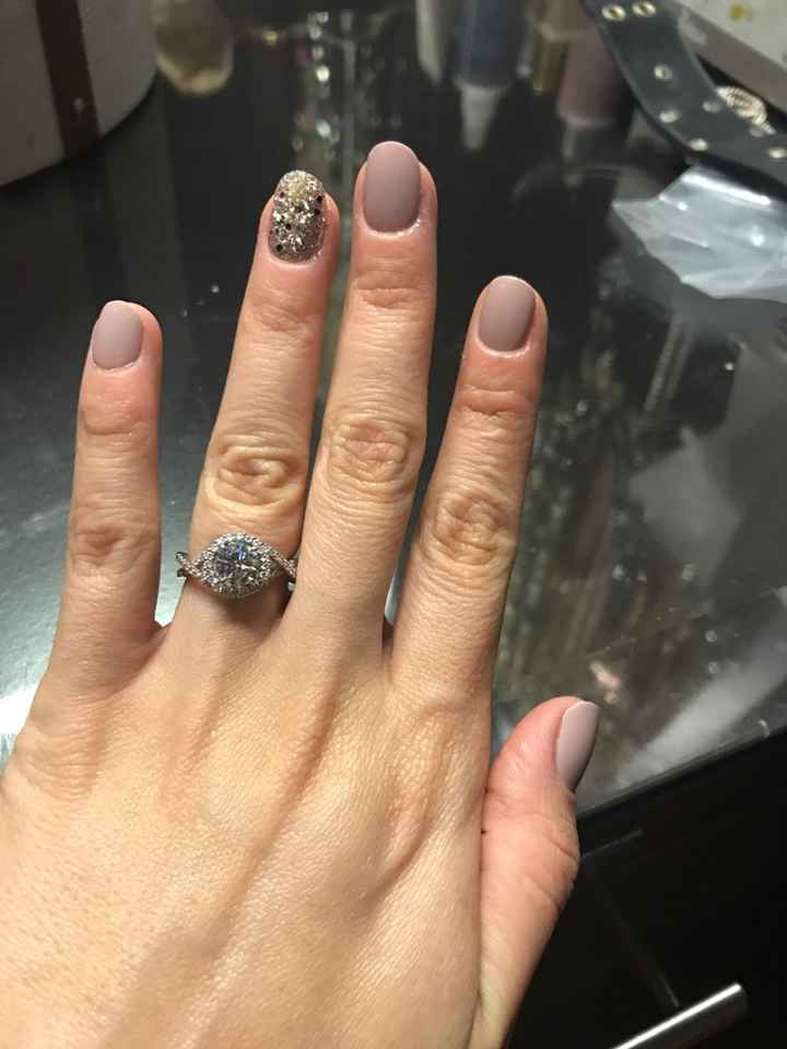 A un día: mis uñas para el día b - 1