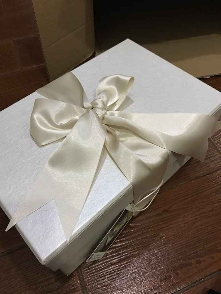 Llegó mi caja para guardar el vestido 👗 - 5