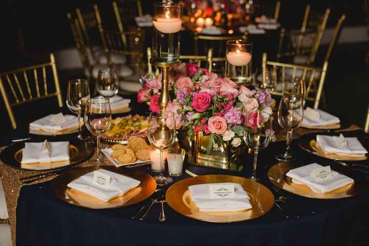 Color azul marino y color palo de rosa - 1