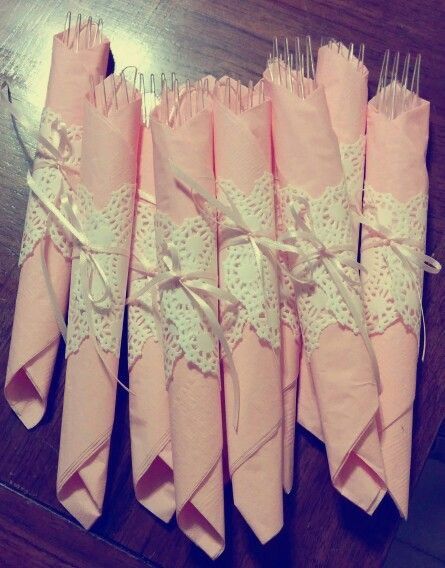 Asi seran mis servilleteros y saleros ... - 2