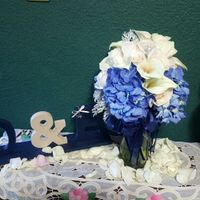 Ramo con detalles en azul - 1