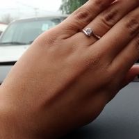 Catálogo de anillos de compromiso de Bodas.com - 1