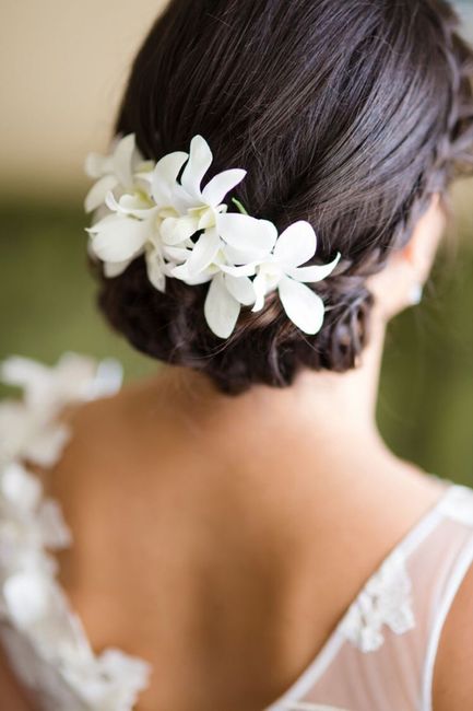 Peinados para una boda tropical🌺 10
