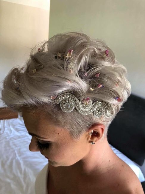 Peinados para novias con cabello cortito. 👰🏻 4