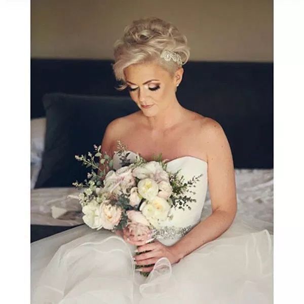 Peinados para novias con cabello cortito. 👰🏻 6