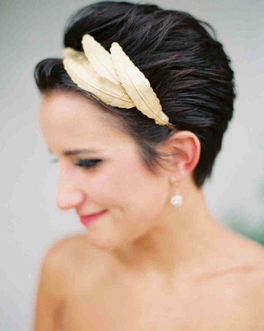 Peinados para novias con cabello cortito. 👰🏻 21