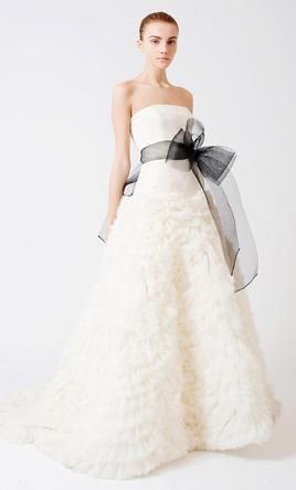 Vestidos de novia con listones a la cintura 👰🏻 18