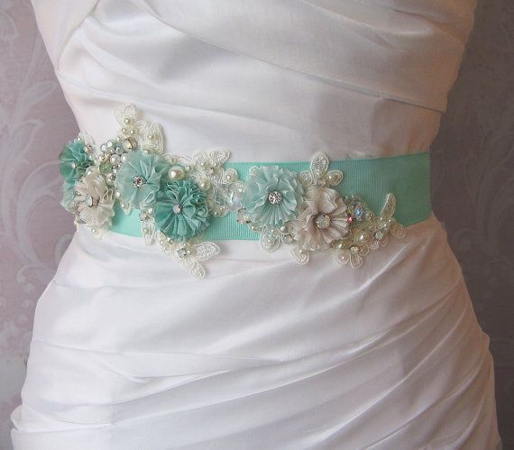 Vestidos de novia con listones a la cintura 👰🏻 24