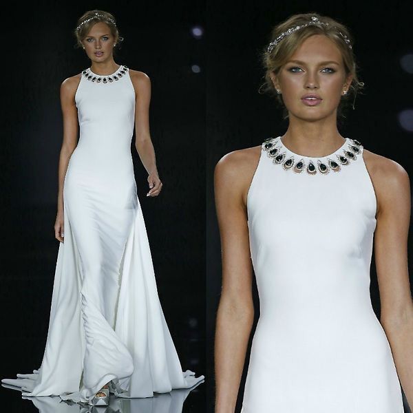 Vestidos de novia con detalles en el cuello👰🏻 10