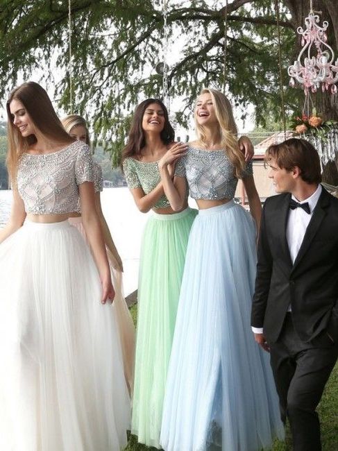 Damas con faldas de tul 11