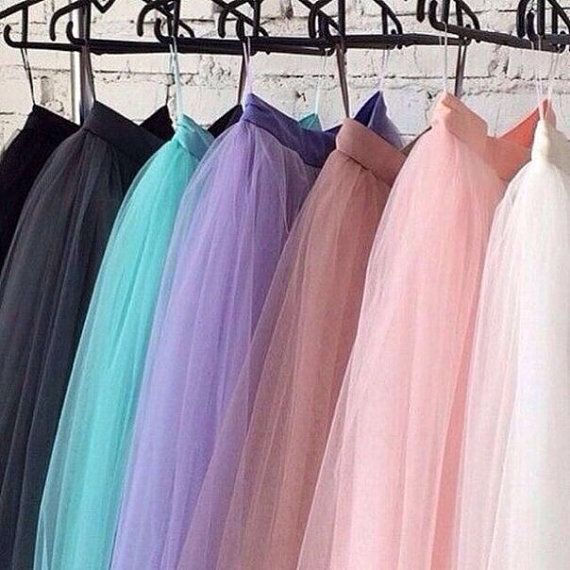 Damas con faldas de tul 12