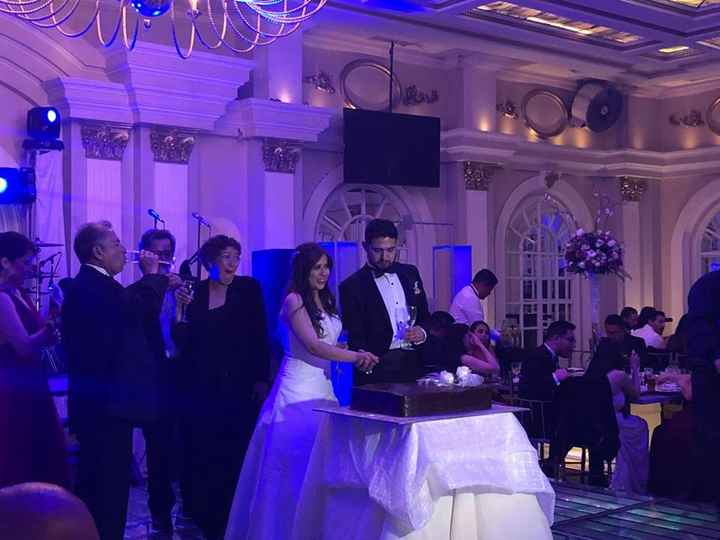 aqui con el pastelin :)