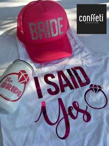 KIT PARA LAS DAMAS, LA VERDAD YO NO QUERÍA QUE GASTARAN, BASTAB CON ALGO SENCILLO PERO AL  FINAL ELL