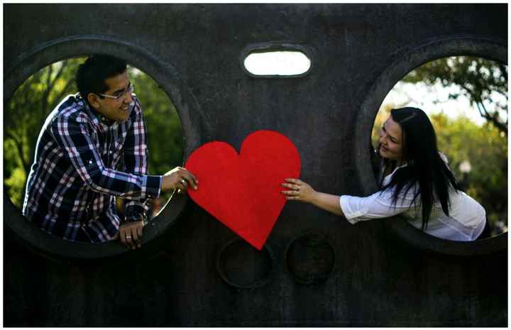 Presuman a sus futuros Maridos  - 1