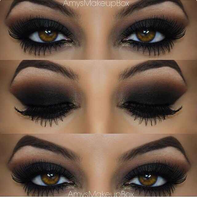 SMOKEY EYES
