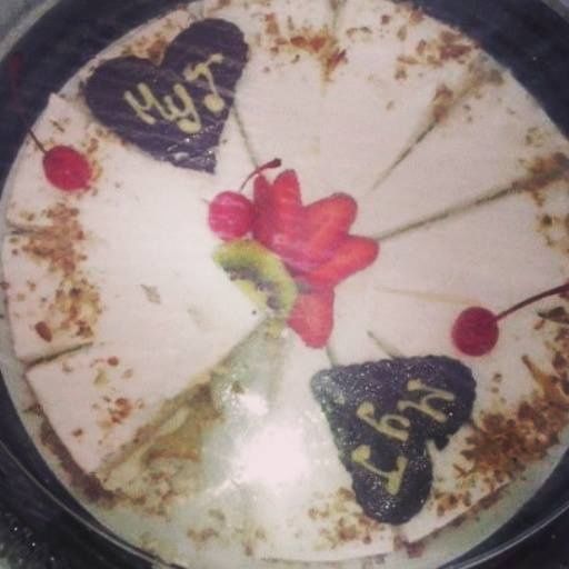PASTEL CON INICIALES