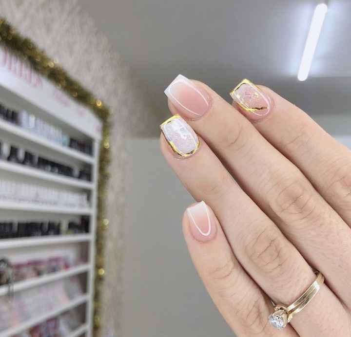 Uñas para el día b - 1