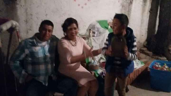 Boda civil y despedida no salió como esperaba - 6