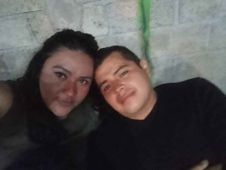 Reto con regalo: Sube una foto con tu pareja🎁 - 1