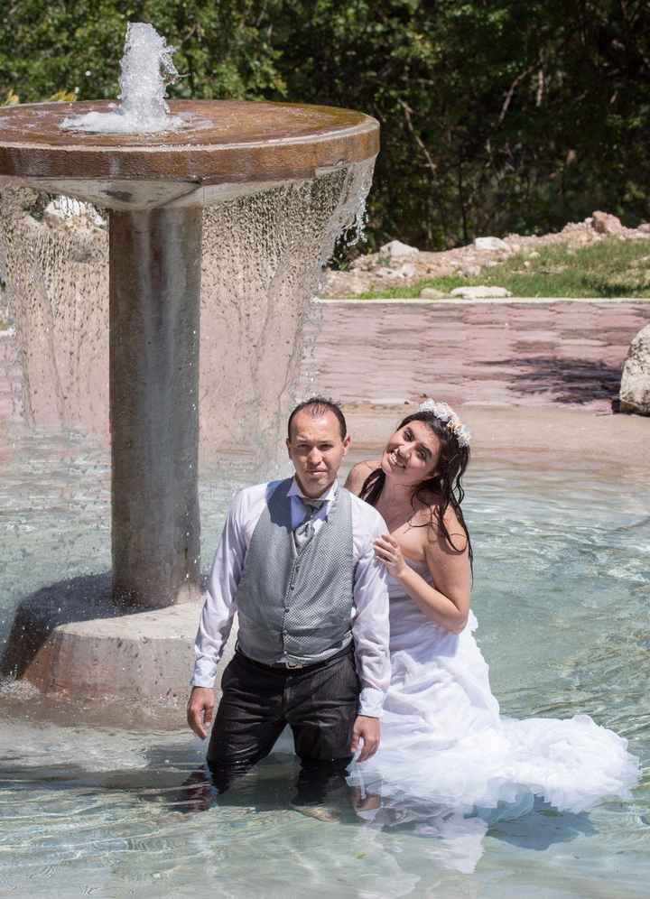 La poca gente que había no creía que nos metimos al agua!!
