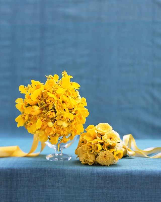 ramo con narcisos
