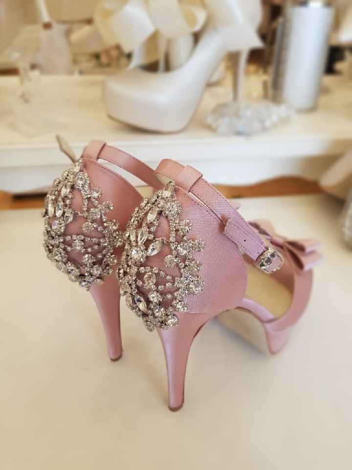 Zapatillas de novia👰🏼, los zapatos de mis sueños! 💫👠💫 - 1