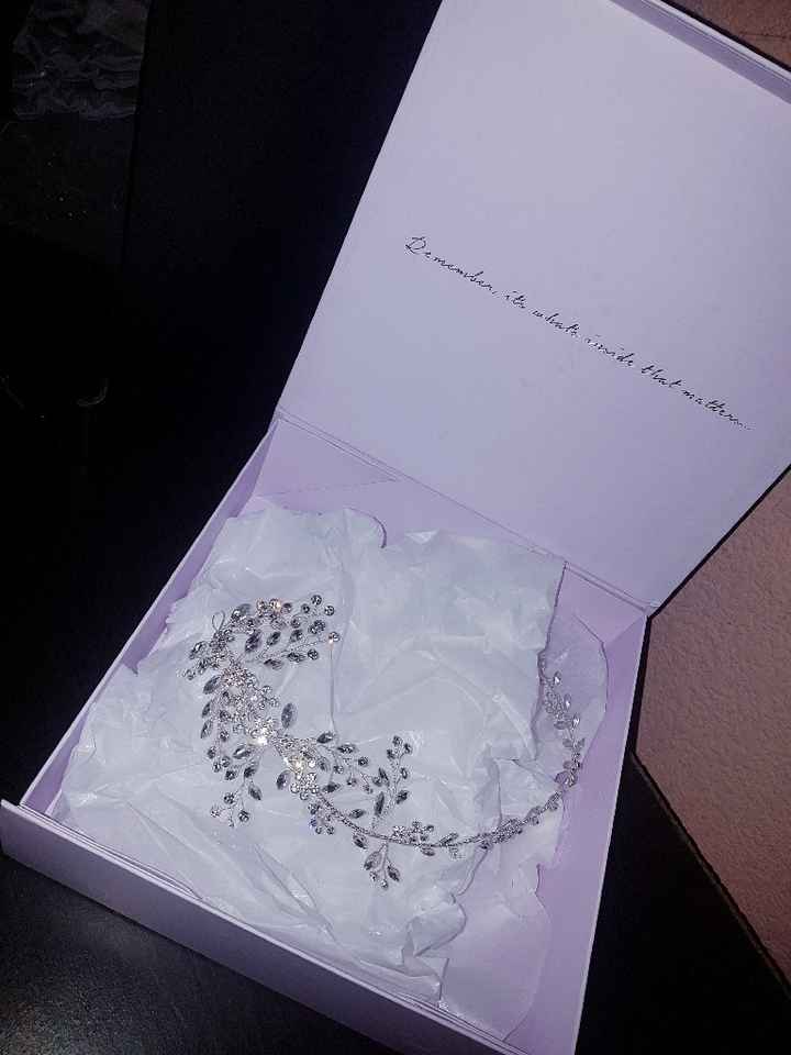 Por fin en mis manos...tocado de novia ✅👰🏼 - 2