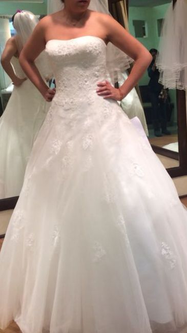 Que el vestido cuesta cuantoooooo!?? :0 - 1