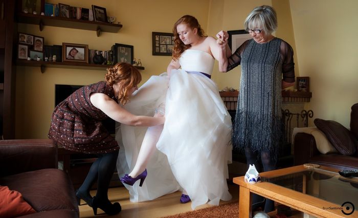 Terminando de vestirme