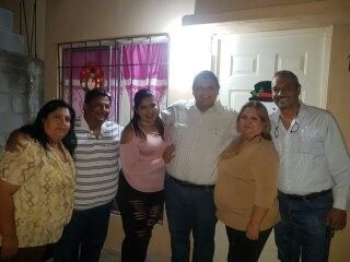 DOS FAMILIAS SE CONVERTÍAN EN UNA 