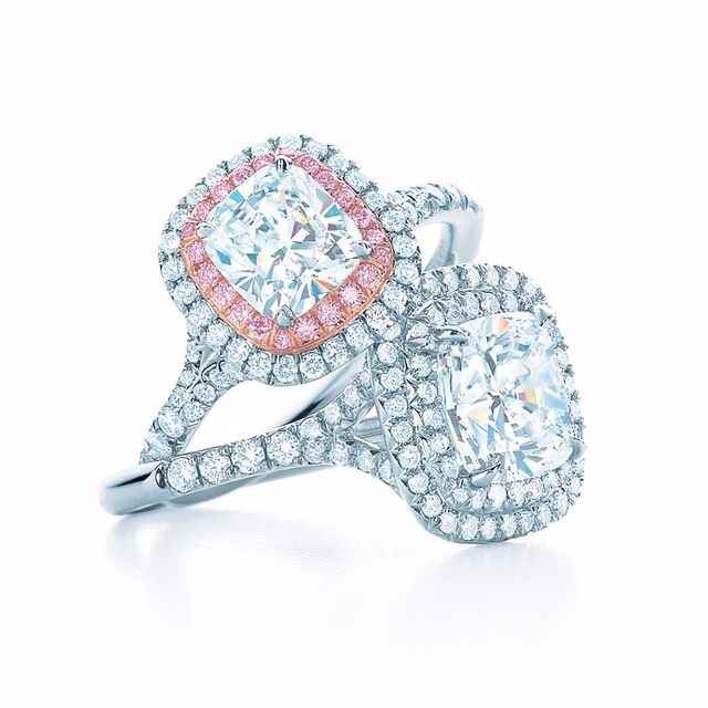 2.- Mi anillo favorito es