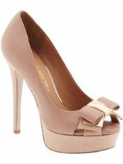 o los zapatos seria la combinación perfecta